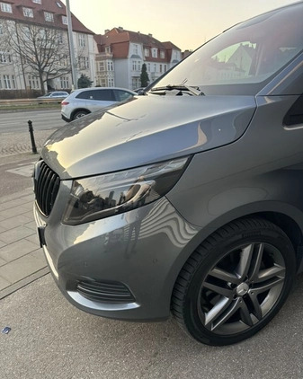 Mercedes-Benz Klasa V cena 205000 przebieg: 79500, rok produkcji 2019 z Żukowo małe 211